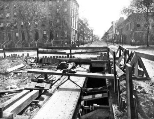 SPECIAL RIVETED RECTANGULAR WATER PIPE, OVER ROOF OF
SUBWAY AT 126TH STREET AND LENOX AVENUE