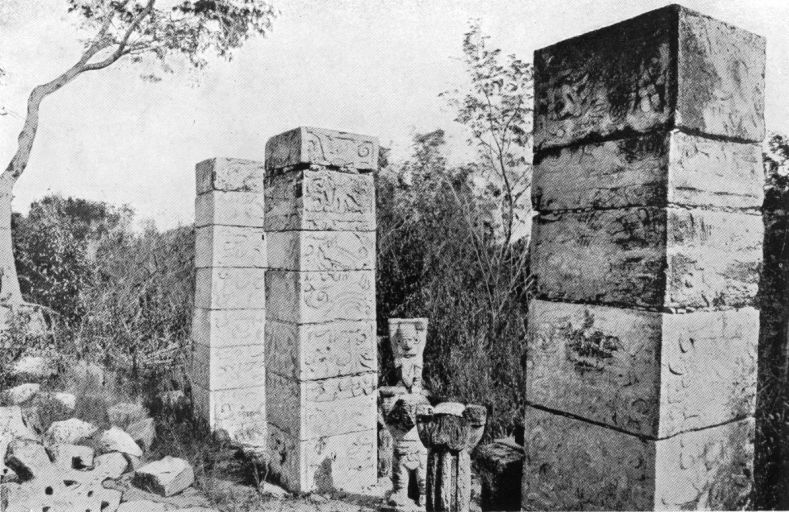 temple at chichen ytza