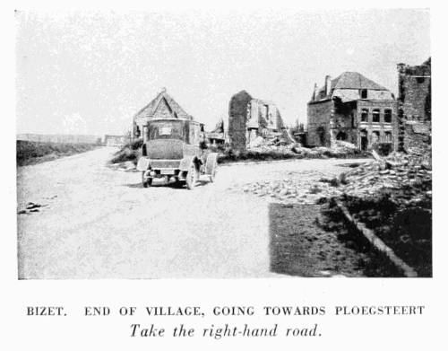 BIZET. END OF VILLAGE, GOING TOWARDS PLOEGSTEERT
Take the right-hand road.