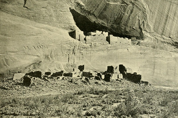 The Ruins in Canyon
de Chelly, Arizona, called “Casa Blanca”.