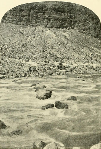 Cataract Canyon
Rapid at Low Water.