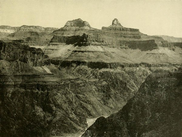 The Grand Canyon from
Bright Angel Trail looking East.